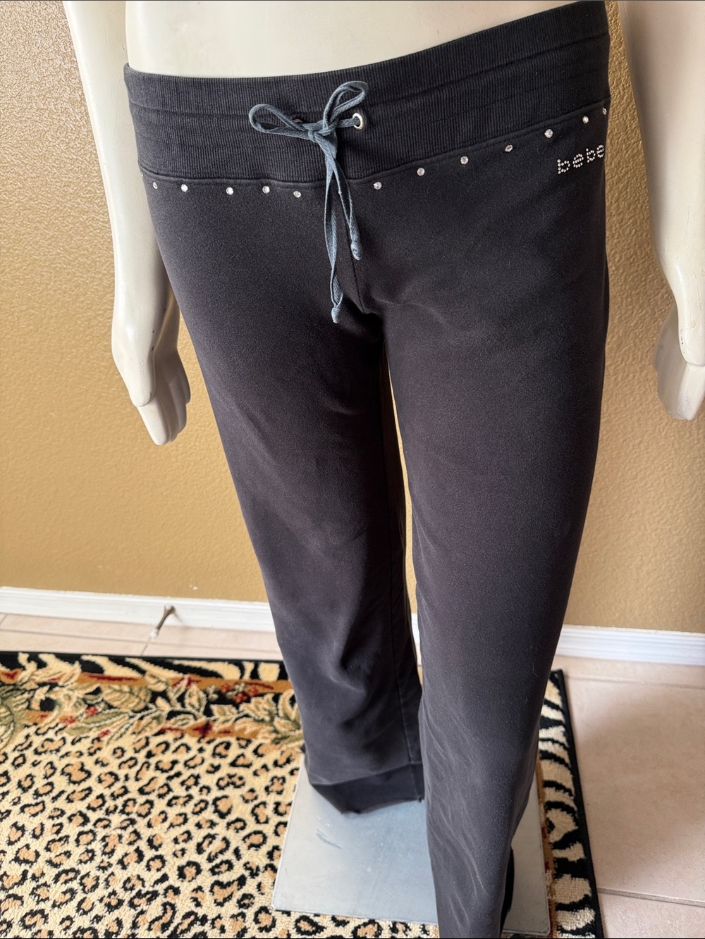 1990s Vintage bebe Black sweatpants with Rhinestone Trim heart shape zippers